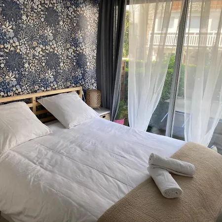 Apartamento Terrasse Privée Grande à 100 M - Parking Gratuit